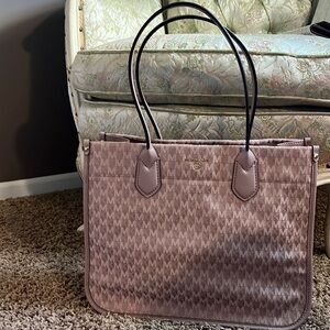 Michael Kors tote